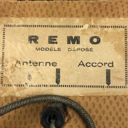 Original WWII French secret resistance radio