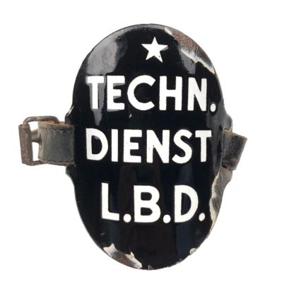 Original WWII Dutch ‘Luchtbeschermingsdienst’ arm shield Technische Dienst