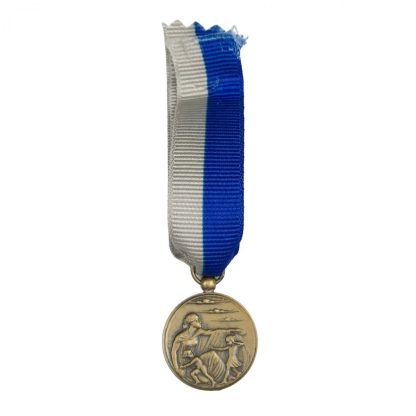 Original WWII Dutch ‘Luchtbeschermingsdienst’ commemorative medal