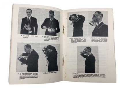 Original Pré 1940 Dutch ‘Luchtbescherming’ guide booklet