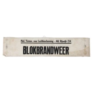 Original WWII Dutch ‘Luchtbescherming’ Blokbrandweer armband Rijswijk