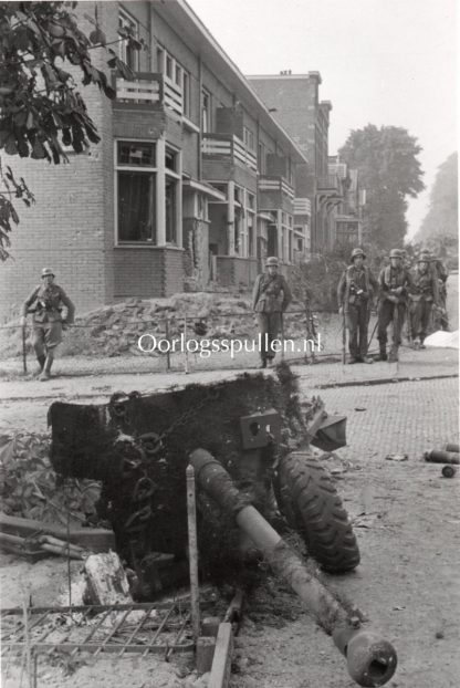 Original WWII German PK-Foto 'Battle of Arnhem'