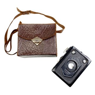 Original WWII German ‘Zeiss Ikon – Erabox’ camera with pouch