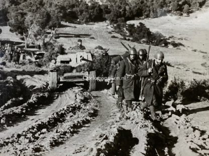 Original WWII German PK-Foto ‘Italienische Infanterie im Tunis’