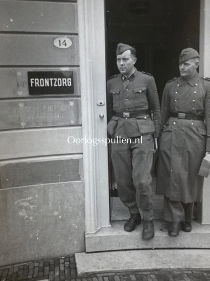 Original WWII Dutch NSB photo grouping Frontzorg and Dutch SS in Rotterdam