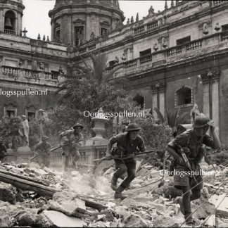 Original WWII British photo ‘Bayonet charge on Sicily (Italy)’