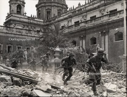 Original WWII British photo ‘Bayonet charge on Sicily (Italy)’