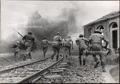 Original WWII British photo ‘Bayonet charge on Sicily (Italy)’