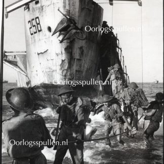 Original WWII British photo ‘Landings in Sicily (Italy)’