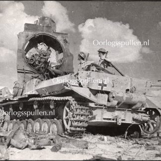 Original WWII British photo ‘Destroyed Panzer IV’