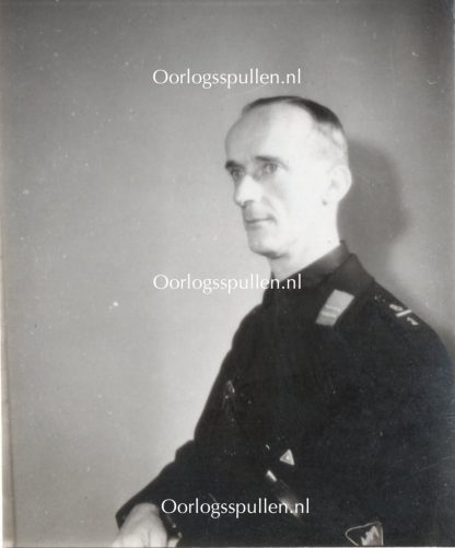 Original WWII Dutch NSB photo grouping – H.L. Schuilenburg