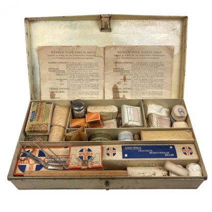 Original WWII Dutch ‘Luchtbeschermingsdienst’ first aid box with containment