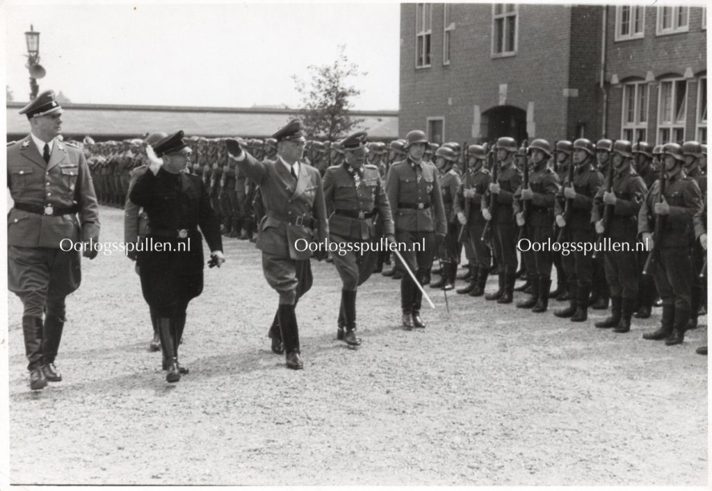 Original WWII Dutch WaffenSS photo 'Landstorm Nederland