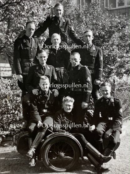 Original WWII Dutch NSB Lijfwacht Mussert photo grouping