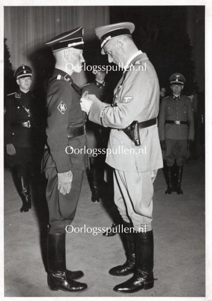 Original WWII Dutch SS photo - Wim Heubel received the Iron Cross from Rauter