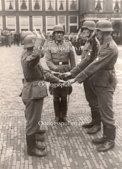 Original WWII Dutch Waffen-SS large size photo SS-Freiwilligen Legion 'Niederlande'