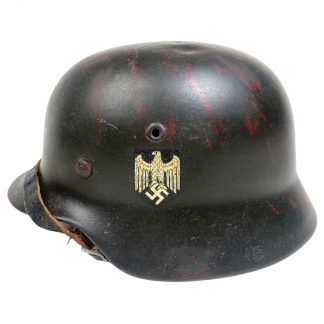 Original WWII German WH M40 single decal helmet - ET66