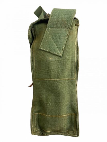 Original Pré 1940 Dutch army gas mask in carrying bag (Type G) - 19 R.A.