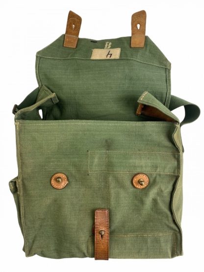 Original Pré 1940 Dutch army gas mask in carrying bag (Type G) - 19 R.A.