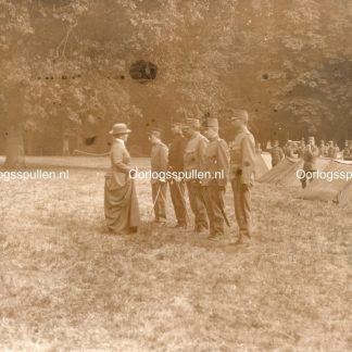 Original WWI Dutch army photo - Queen Wilhelmina visits the troops in Bennebroek