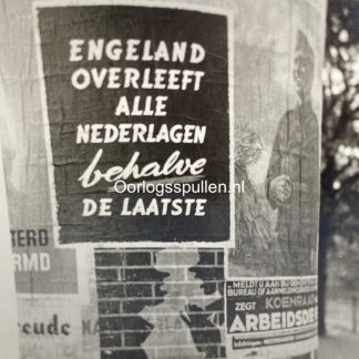Original WWII Dutch photo - Engeland overleeft alle nederlagen poster