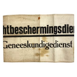 Original WWII Dutch 'Luchtbeschermingsdienst' medical department armband
