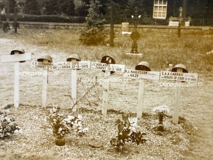 Original WWII Dutch May 1940 photo field graves at Mill