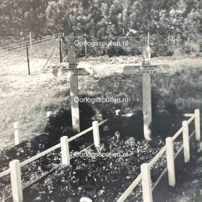 Original WWII Dutch photo - Unknown grave Dutch soldier