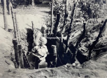 Original 1939 Dutch mobilisation photos digging shelters in Blaricum / Laren