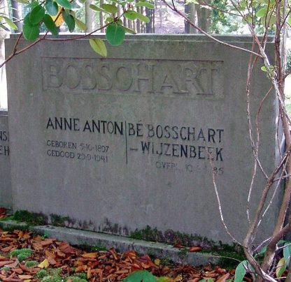 Anne Anton Bosschart monument