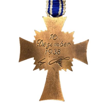 Original WWII German 'Mutterkreuz' in bronze