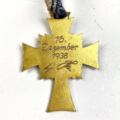 Original WWII German 'Mutterkreuz' in gold