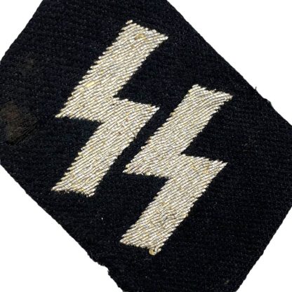 Original WWII German Waffen-SS flatwire collar tab