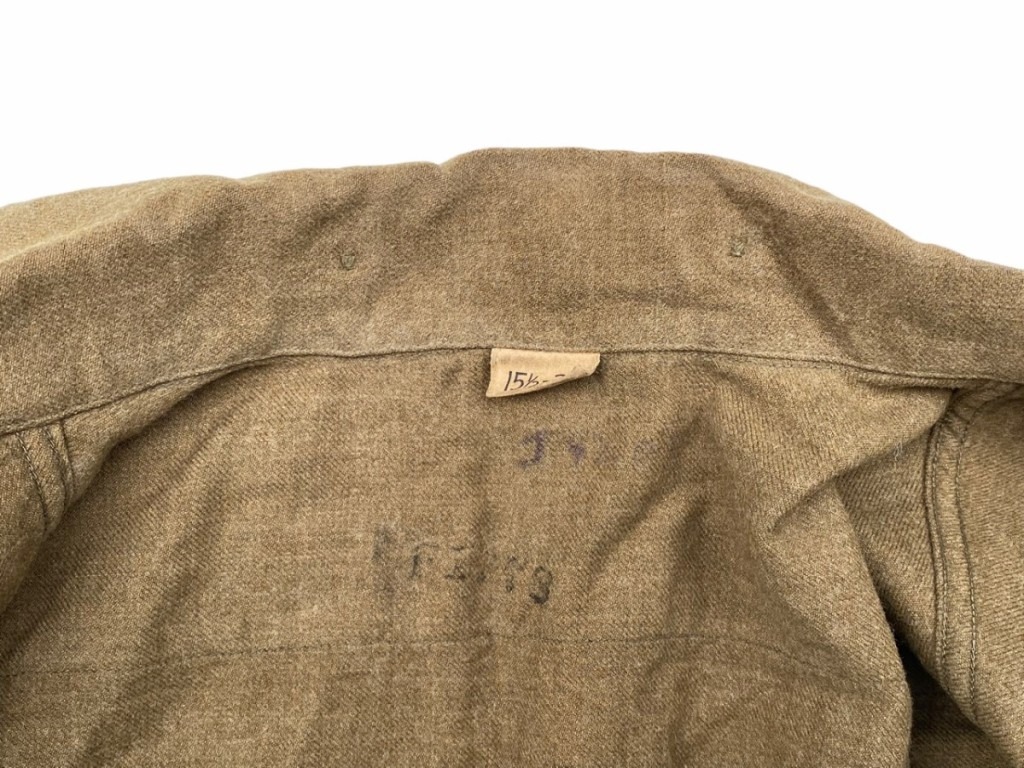 Original WWII US army enlisted men wool shirt - Oorlogsspullen.nl ...
