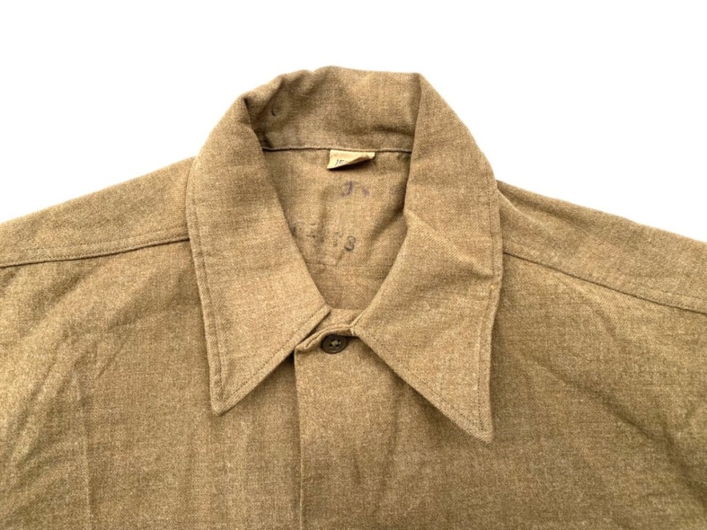 Original WWII US army enlisted men wool shirt - Oorlogsspullen.nl ...