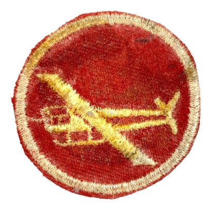 Original WWII US Airborne & Glider cap insignia