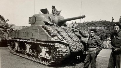 Original WWII Dutch photo - Allied tanks in The Hague May 1945