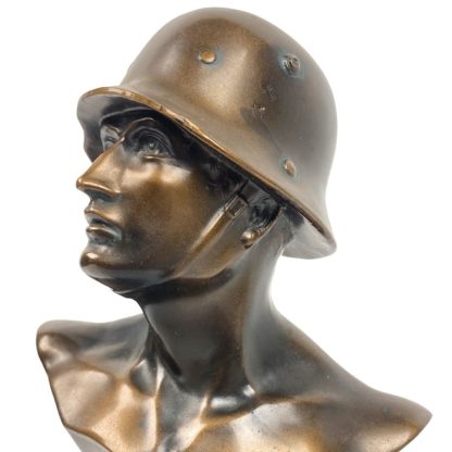 Original WWII German soldier buste ‘Sanitäter-Staffel Marburg’