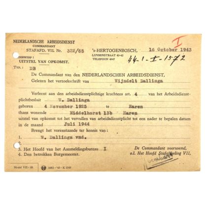 The Nederlandsche Arbeidsdienst deferred attendance document is in good condition, dates from 1943 and comes from a NAD member from Haren.