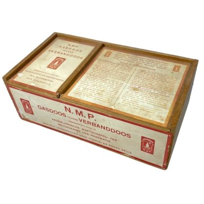 Original WWII Dutch Luchtbeschermingsdienst wooden gas box / first aid box