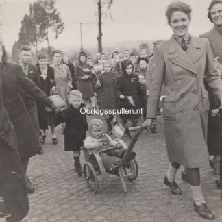 Original WWII Dutch liberation photo Dodewaard