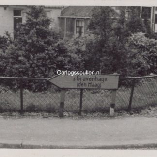 Original WWII Dutch photo German road sign in Den Haag