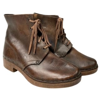 Original WWII Dutch 'surrogaat' shoes