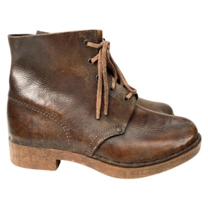 Original WWII Dutch 'surrogaat' shoes