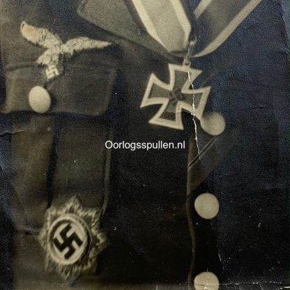 Original WWII German Luftwaffe Knights Cross / DKIG holder photo (large size)
