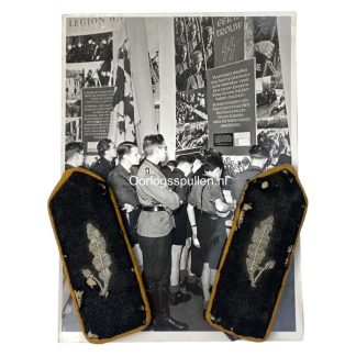 Original WWII Flemish NSJV 'Banheer' shoulder boards and photo