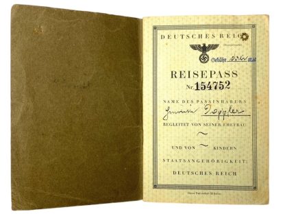 Original WWII German Reisepass from a women in Vienna (Austria)