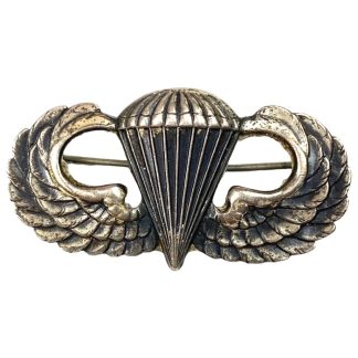 Original WWII US Airborne Jump wings by Robbins