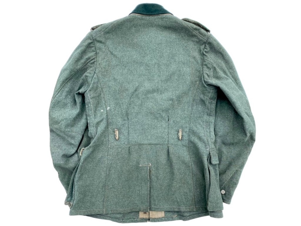 Original WWII German WH M36 Jäger field uniform jacket - Oorlogsspullen ...