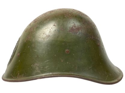 Original WWII Dutch M34 army helmet